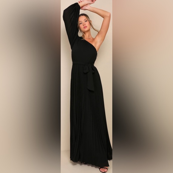 Lulus Lavish Style Black Velvet Mesh One-Shoulder Maxi Dress - Picture 4 of 12
